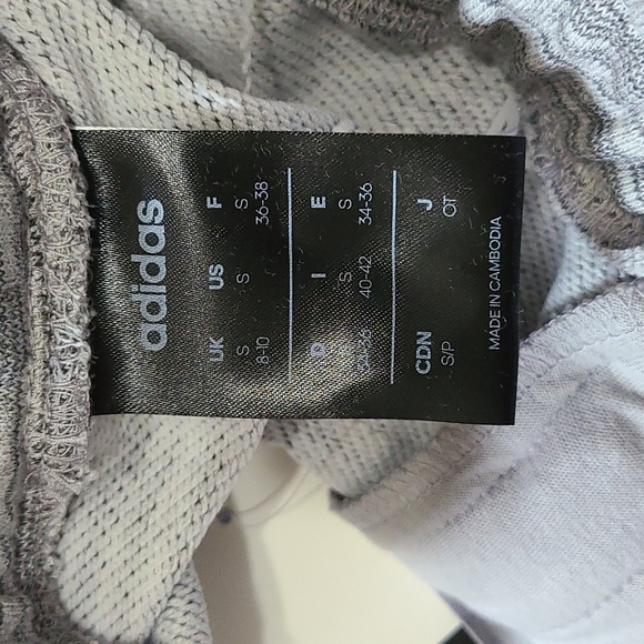 NWT Ladies Adidas XPR 7/8 Joggers - Picture 4 of 10